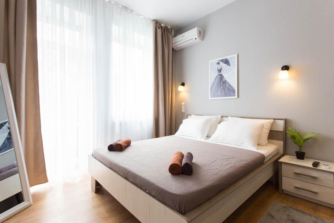 Lux Studio Near Metro Yaroslava Mudroho, Universytet - Chernyshevska Str 95-4 Carcóvia Exterior foto