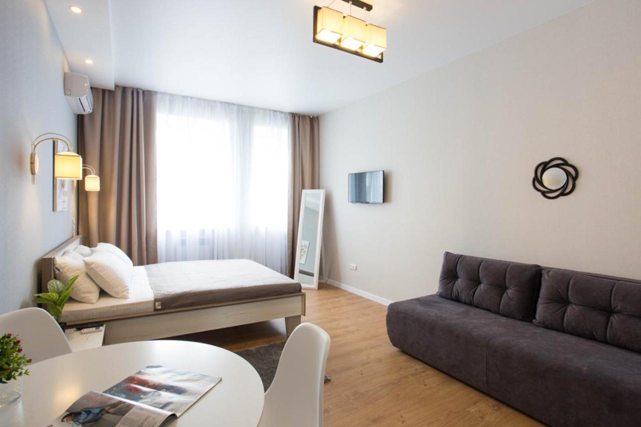 Lux Studio Near Metro Yaroslava Mudroho, Universytet - Chernyshevska Str 95-4 Carcóvia Exterior foto
